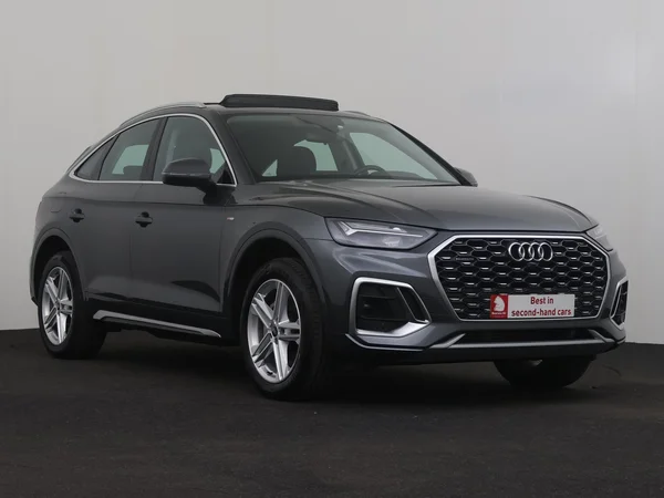 AUDI Q5 (2022) — foto 28 van 33