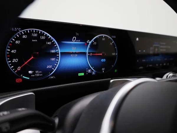 Mercedes-Benz EQB (2022) — foto 47 van 48