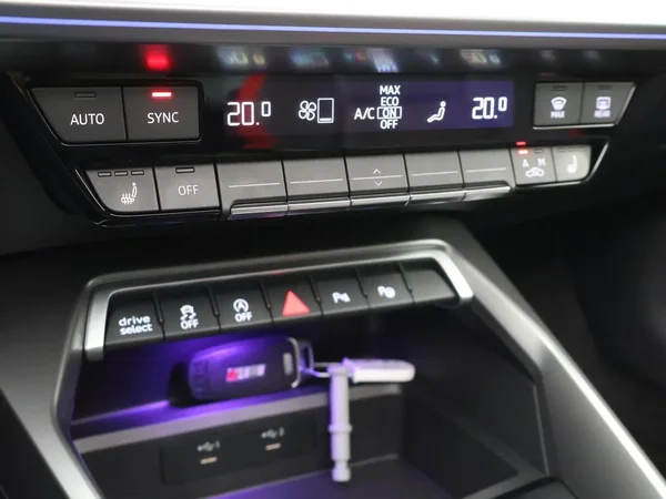 Audi RS3 (2025) — foto 16 van 26