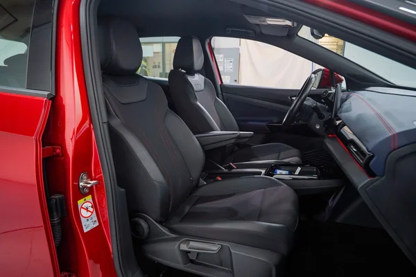 Volkswagen ID.4 (2022) — foto 6 van 41