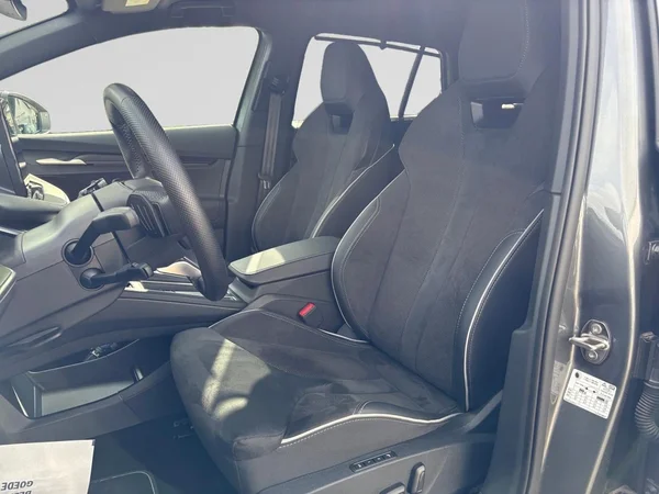 SKODA Enyaq (2025) — foto 21 van 22