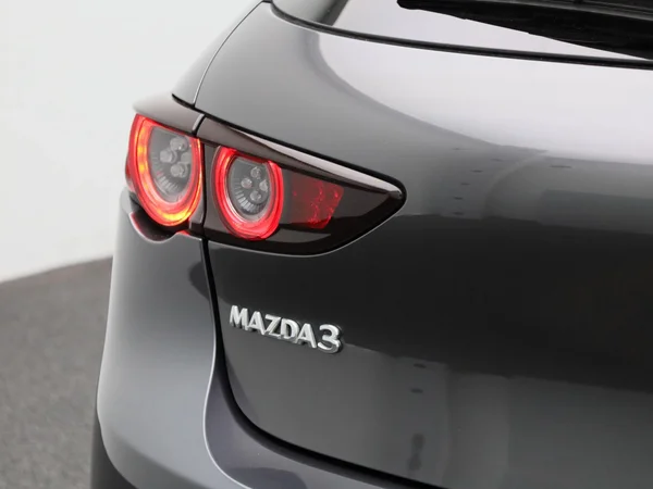 Mazda 3 (2021) — foto 32 van 42