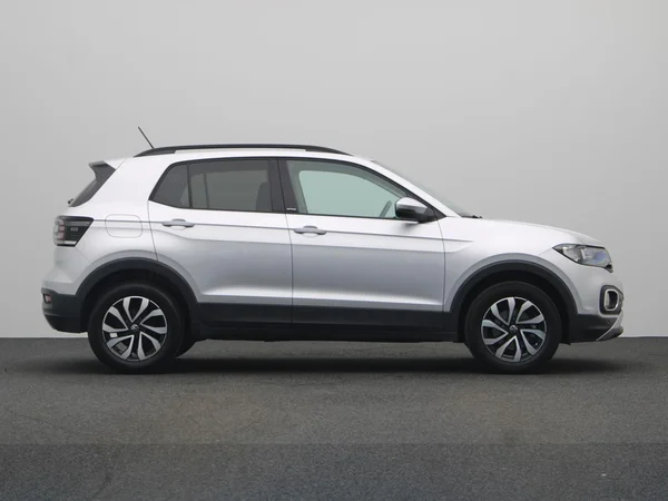 VOLKSWAGEN T-Cross (2022) — foto 16 van 18