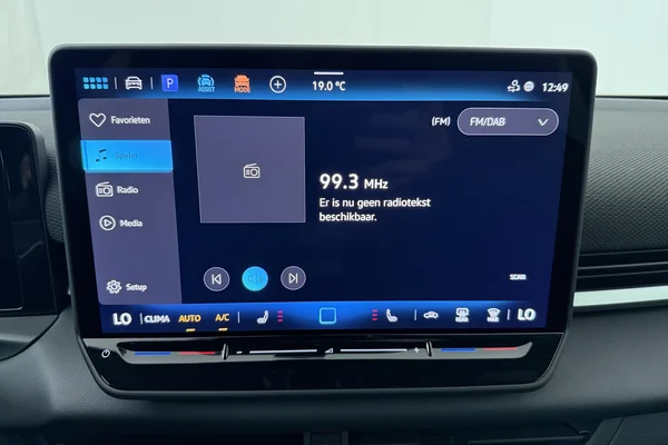 Volkswagen T-Roc (2026) — foto 3 van 13