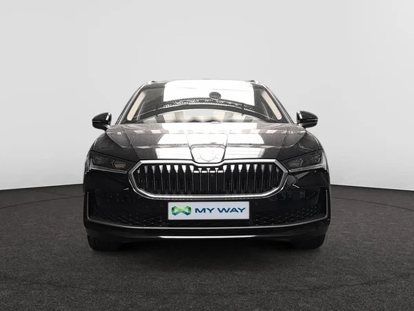 SKODA Superb Combi (2025) — foto 18 van 23