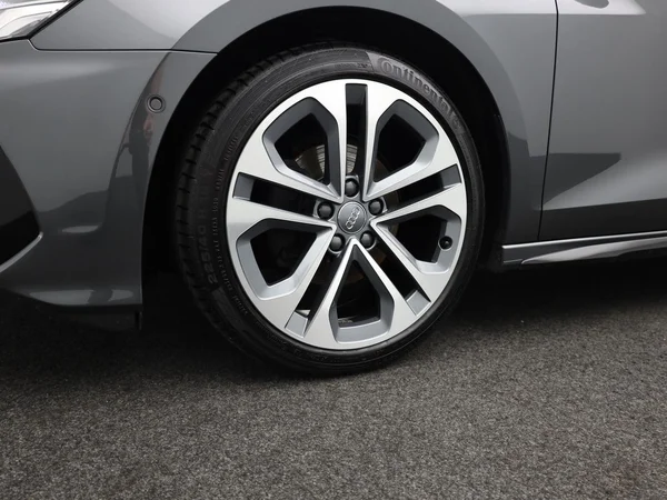 AUDI A3 Sportback (2023) — foto 3 van 21