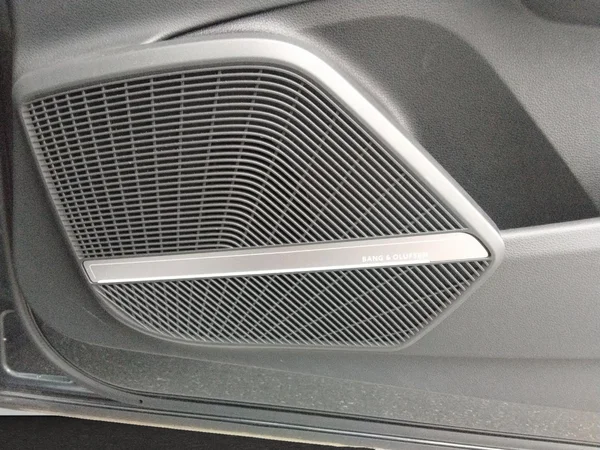 AUDI Q5 PHEV (2023) — foto 8 van 24