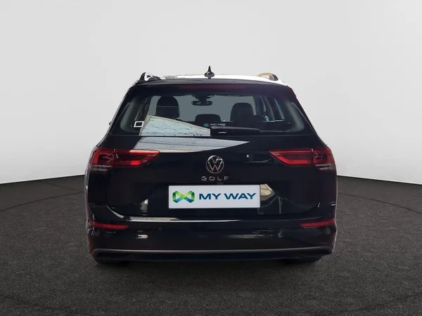 VOLKSWAGEN Golf VIII SW (2023) — foto 19 van 23