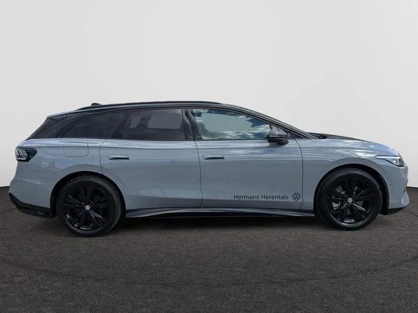 VOLKSWAGEN ID.7 Tourer (2026) — foto 18 van 21