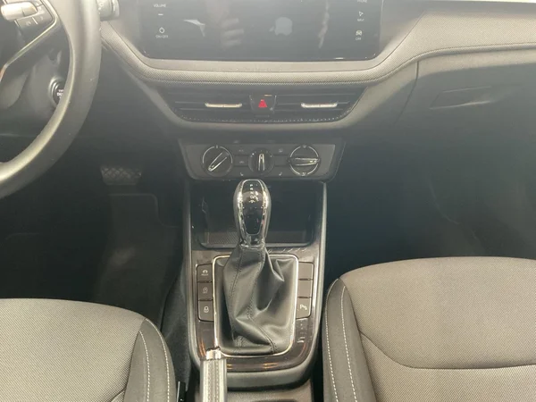 SKODA Fabia (2024) — foto 3 van 22
