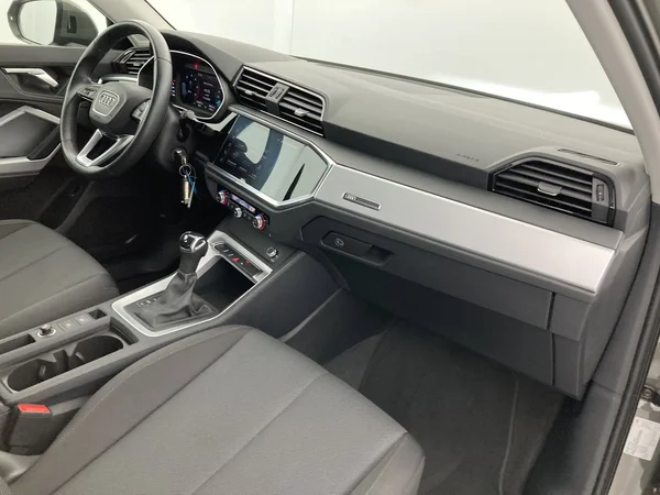 AUDI Q3 (2022) — foto 5 van 36
