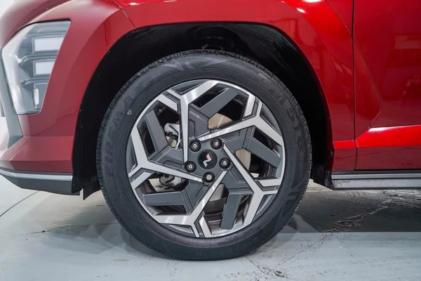 Hyundai Kona HEV (2024) — foto 2 van 52
