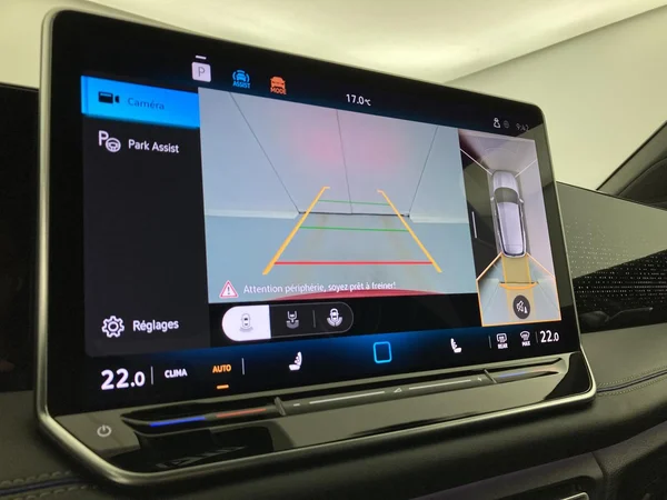 VOLKSWAGEN Tiguan Dsl (2024) — foto 18 van 36