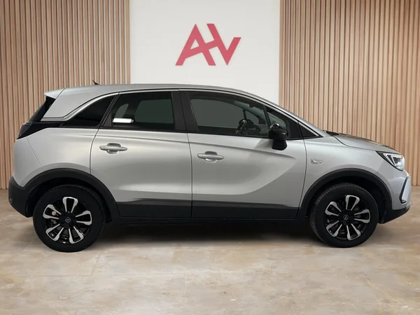 Opel Crossland (2023) — foto 23 van 28