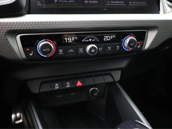 AUDI A1 Sportback (2025) — foto 9 van 19