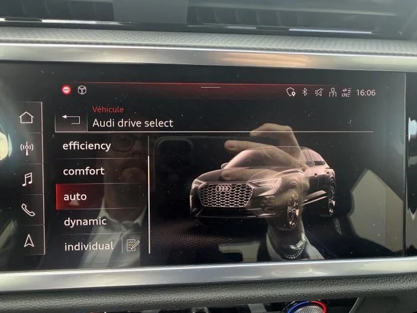 AUDI Q3 Sportback Dsl (2022) — foto 19 van 28