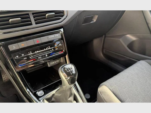 Volkswagen T-Cross (2026) — foto 20 van 28