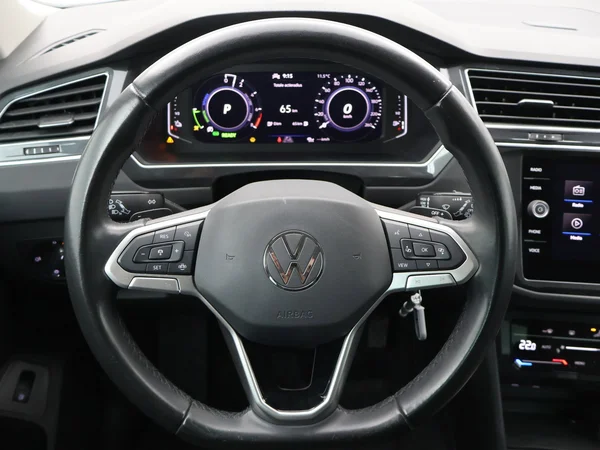 VOLKSWAGEN Tiguan eHybrid (PHEV) (2022) — foto 11 van 23