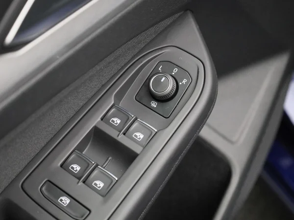Volkswagen Golf (2021) — foto 28 van 43