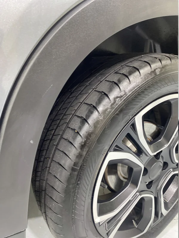 Jeep E-Avenger (2024) — foto 32 van 74
