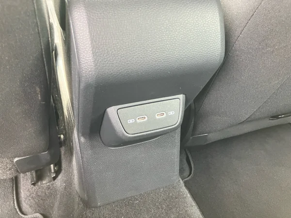 VOLKSWAGEN Taigo (2022) — foto 24 van 25