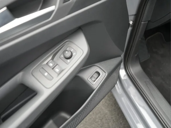 VOLKSWAGEN Caddy Maxi eHybrid (PHEV) (2026) — foto 24 van 25