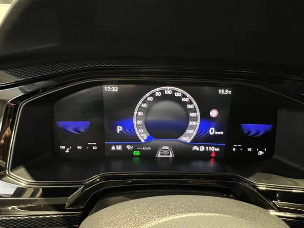 Volkswagen Taigo (2022) — foto 8 van 23