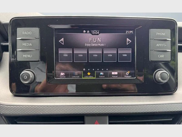 Skoda Kamiq (2021) — foto 10 van 24