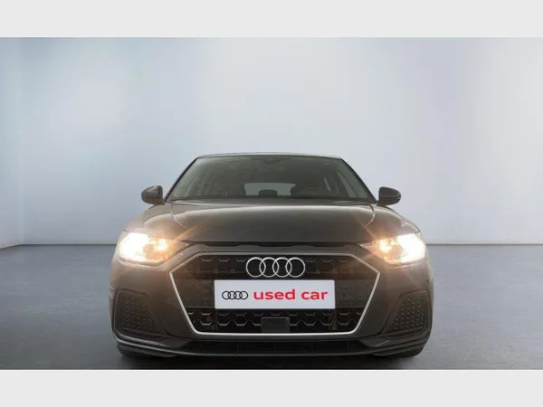 Audi A1 Sportback (2023) — foto 12 van 29