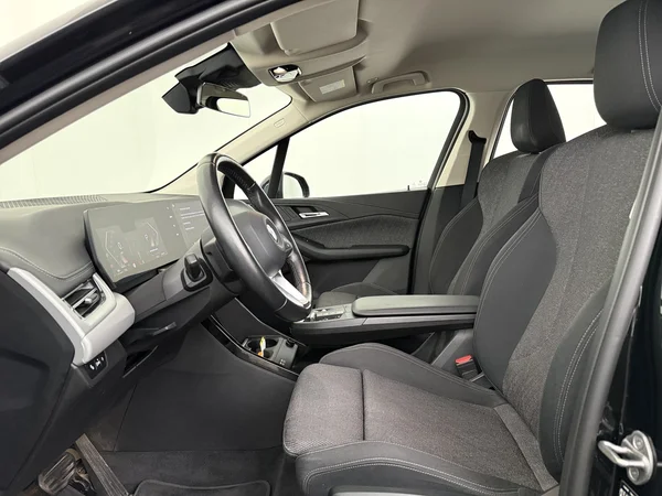 BMW 218 (2022) — foto 2 van 29