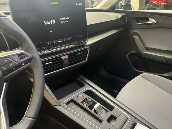 SEAT Leon ST (2025) — foto 3 van 19
