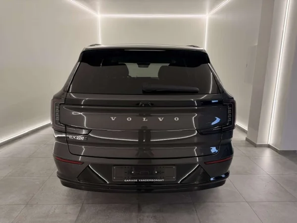 Volvo EX90 (2025) — foto 19 van 25