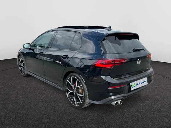 VOLKSWAGEN Golf VIII GTD (2024) — foto 18 van 24