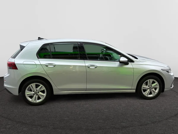 VOLKSWAGEN Golf VIII (2021) — foto 4 van 24