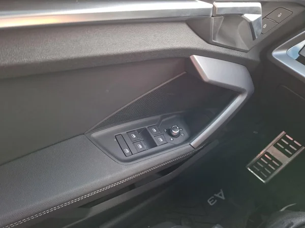 AUDI A3 Allstreet (2025) — foto 7 van 24