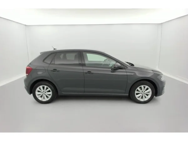 VOLKSWAGEN Polo (2021) — foto 34 van 36