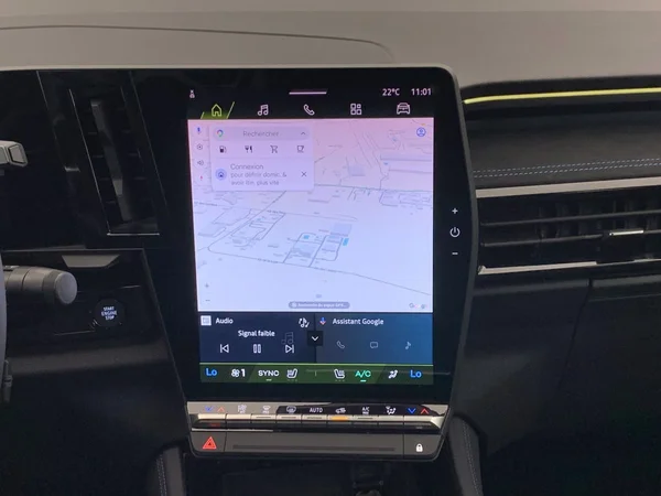 Renault Rafale E-TECH (HEV) (2026) — foto 9 van 28