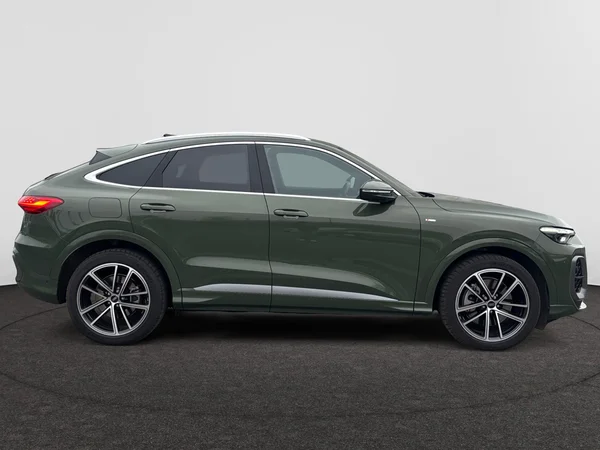 AUDI Q5 Sportback (2025) — foto 19 van 21