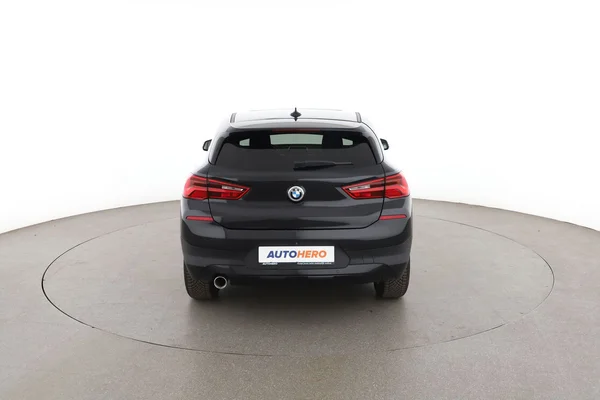 BMW X2 (2019) — foto 11 van 16