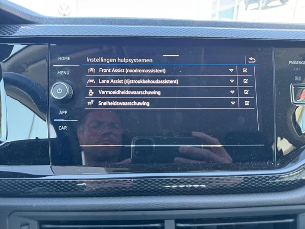 VOLKSWAGEN Polo (2025) — foto 11 van 24