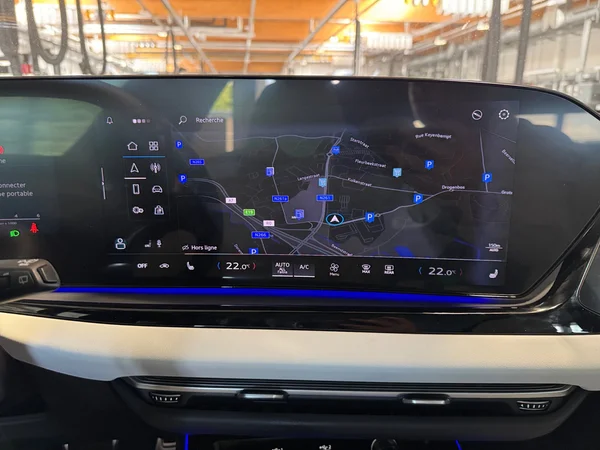 AUDI A6 Avant (2025) — foto 10 van 24
