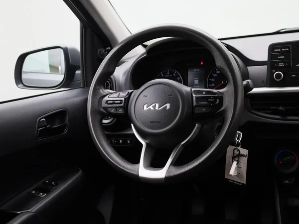 Kia Picanto (2023) — foto 32 van 32