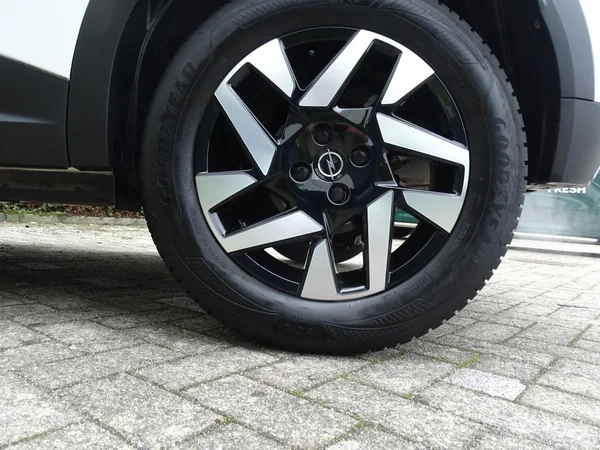 Opel Mokka (2024) — foto 3 van 28