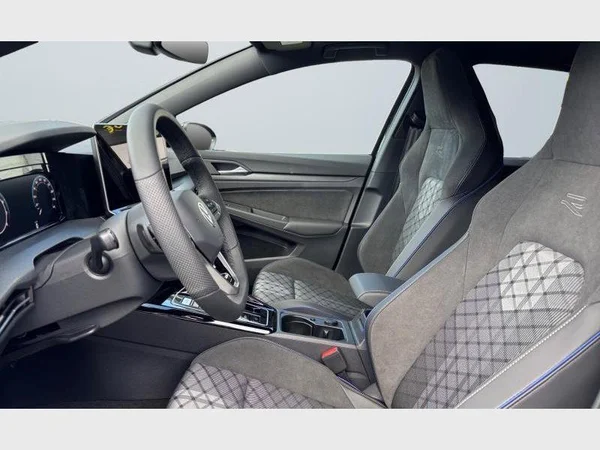 VOLKSWAGEN GOLF (2026) — foto 5 van 23