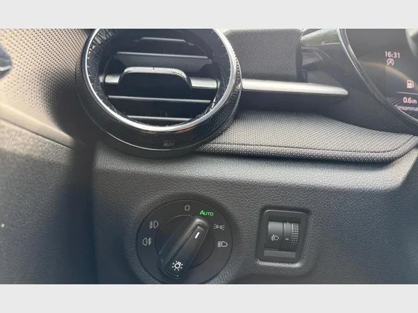 Skoda Fabia (2025) — foto 16 van 25