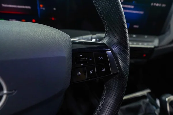Opel Astra (2023) — foto 10 van 35
