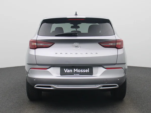 Opel Grandland (2023) — foto 36 van 40