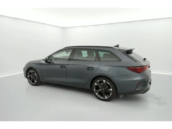 CUPRA Leon ST (2025) — foto 4 van 36