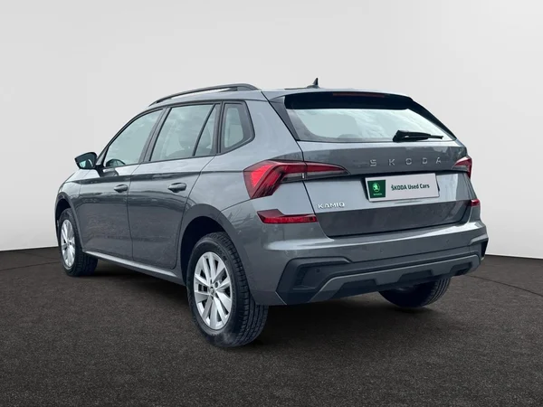 SKODA Kamiq (2024) — foto 8 van 15