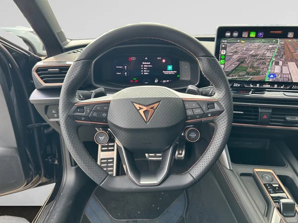 CUPRA Leon SW (2025) — foto 2 van 15